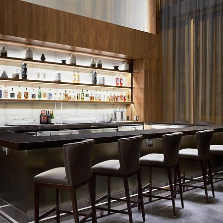 Ac Hotel By Marriott Madison Downtown Экстерьер фото