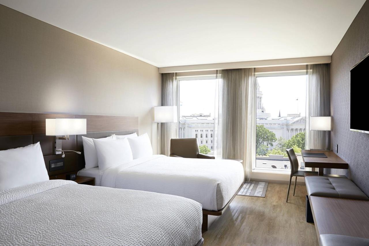 Ac Hotel By Marriott Madison Downtown Экстерьер фото